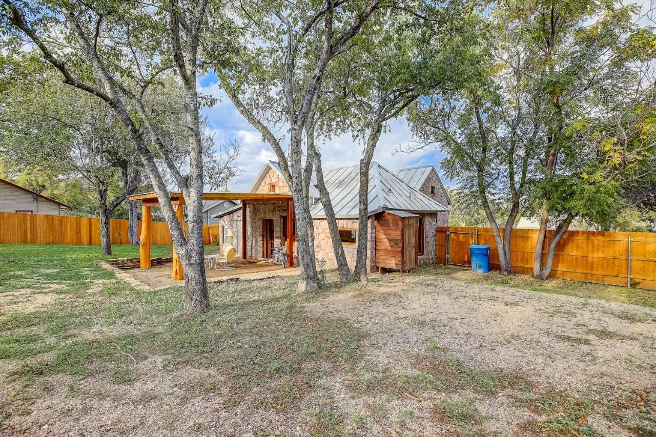 Marble Falls Zen Екстер'єр фото